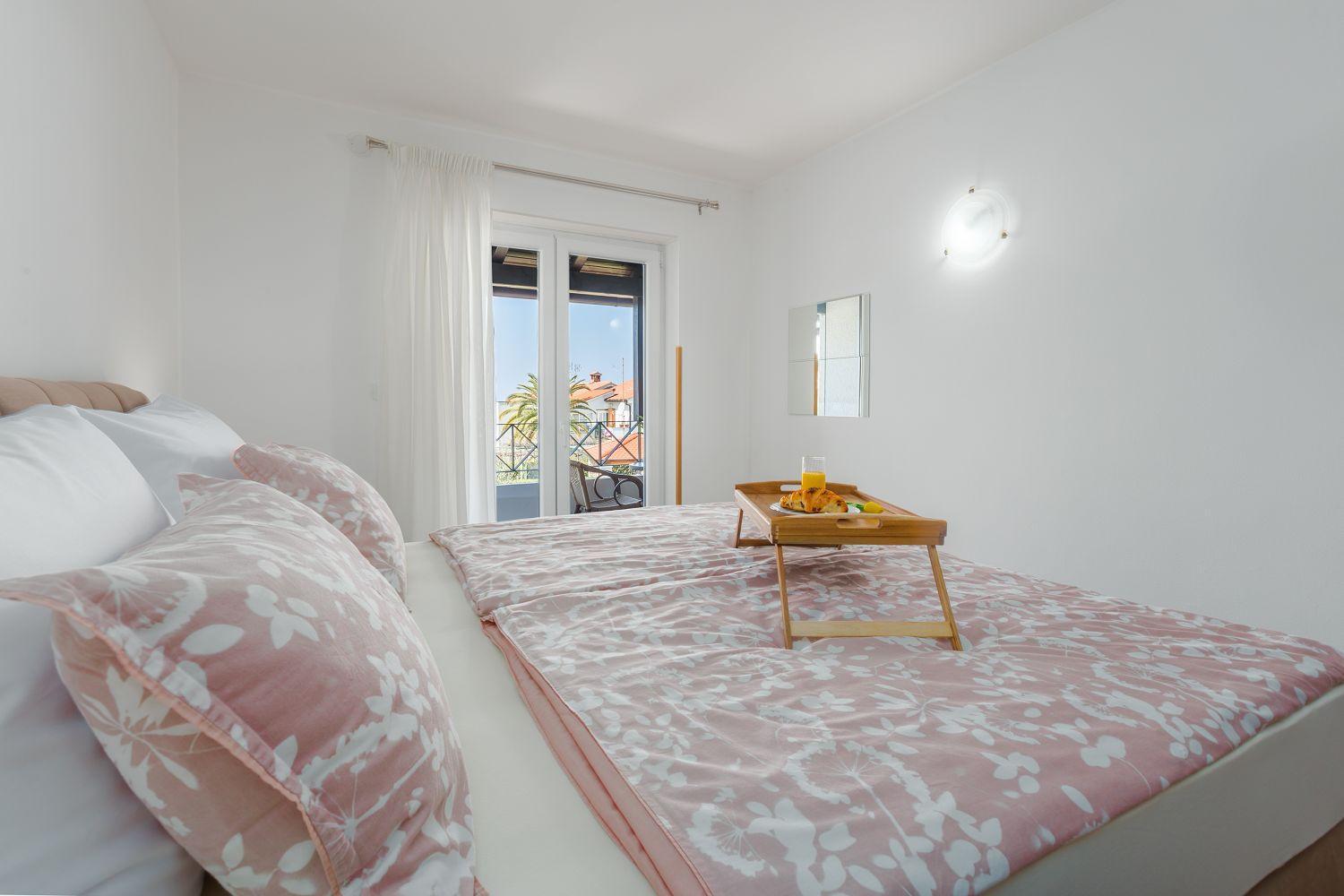 Hundefreundliches Ferienhaus nur 700 Meter zum Strand mit Grill, Waschmaschine, Bild 5